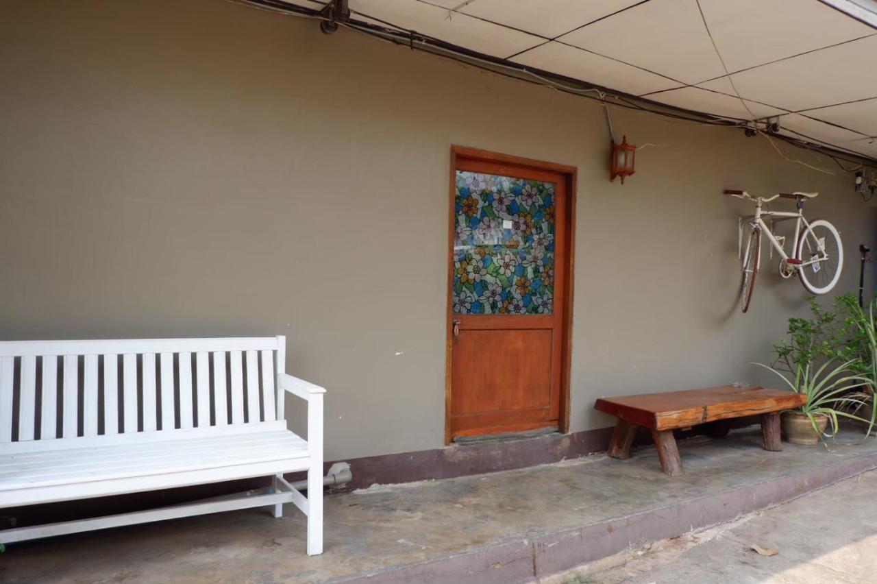 Chokchai Hotel Sai Yok Ngoại thất bức ảnh