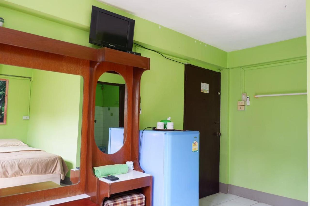 Chokchai Hotel Sai Yok Ngoại thất bức ảnh
