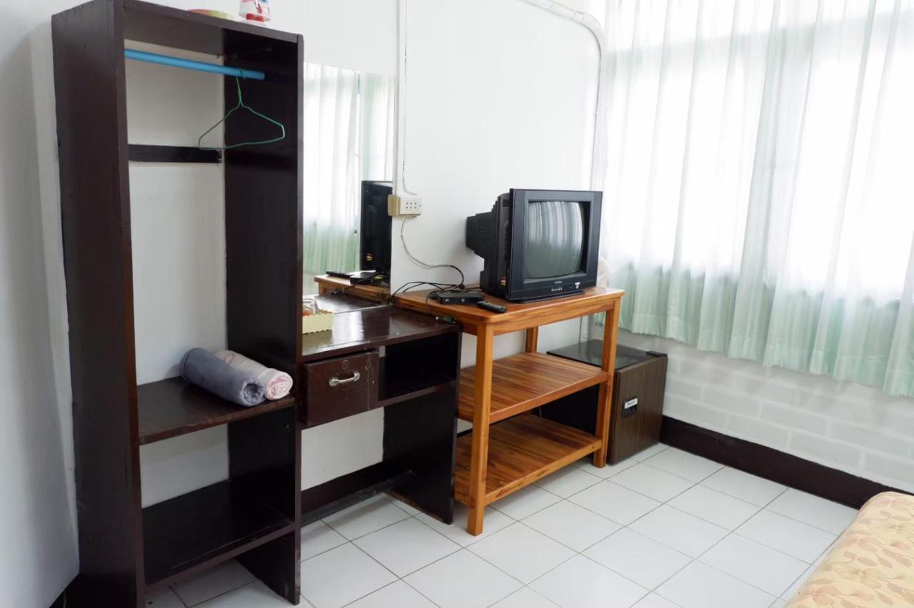 Chokchai Hotel Sai Yok Ngoại thất bức ảnh