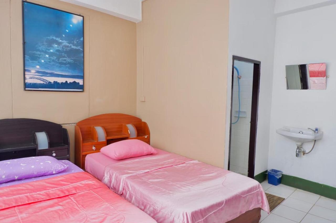 Chokchai Hotel Sai Yok Ngoại thất bức ảnh